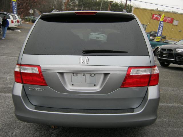 Honda Odyssey 2007 photo 2