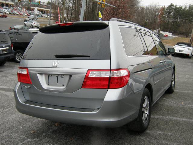 Honda Odyssey 2007 photo 3