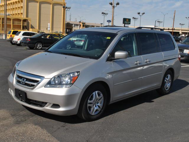 Honda Odyssey LS 2WD MiniVan