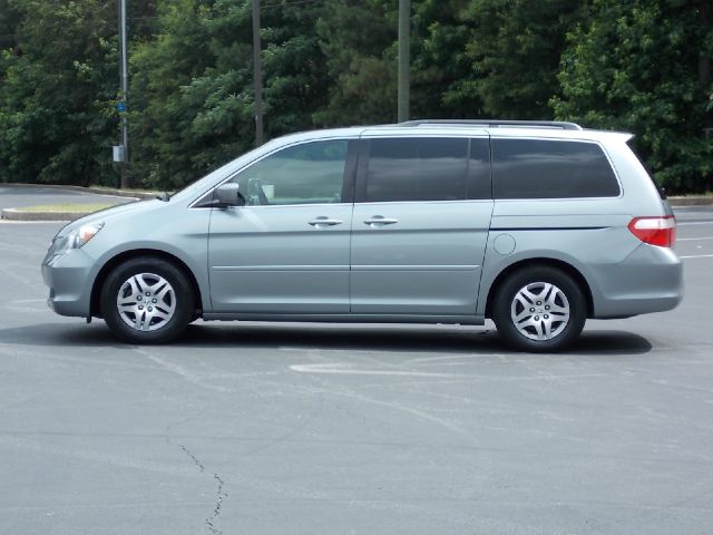 Honda Odyssey 2007 photo 4