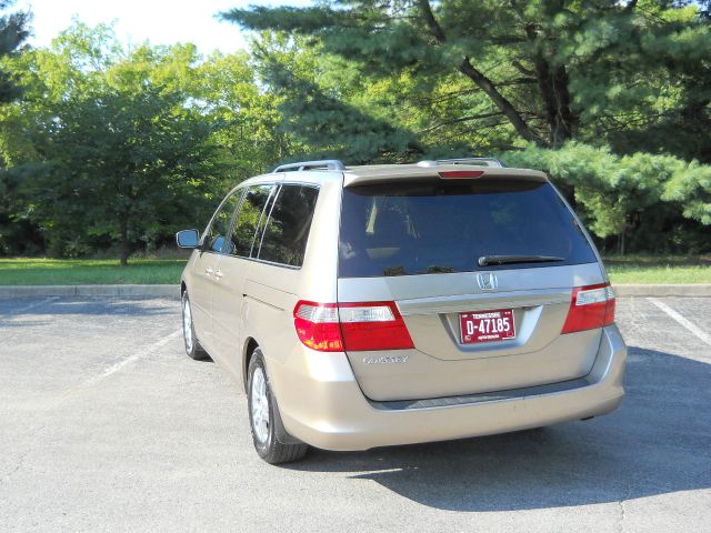 Honda Odyssey 2007 photo 3