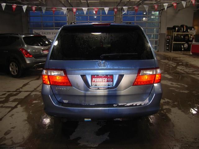 Honda Odyssey 2007 photo 2