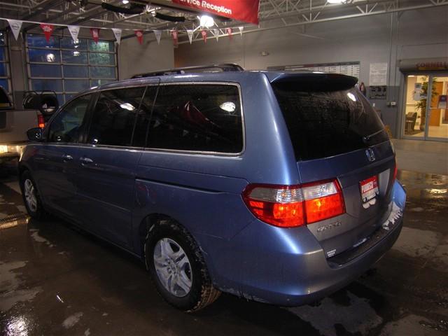 Honda Odyssey 2007 photo 3