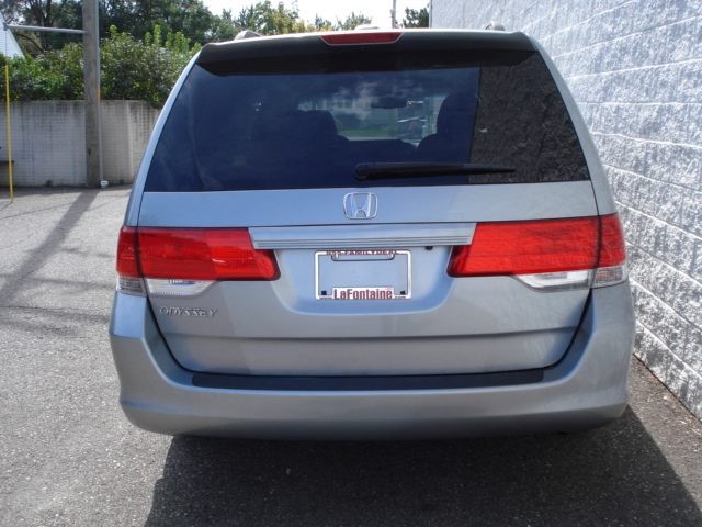 Honda Odyssey 2008 photo 2