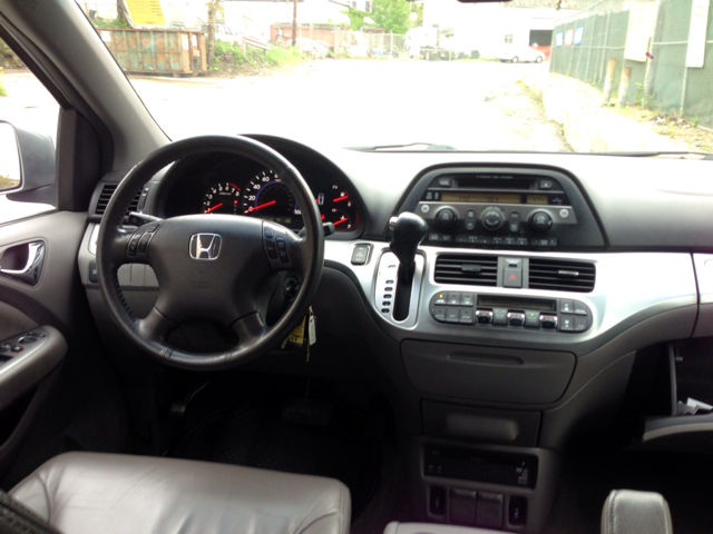 Honda Odyssey 2008 photo 2