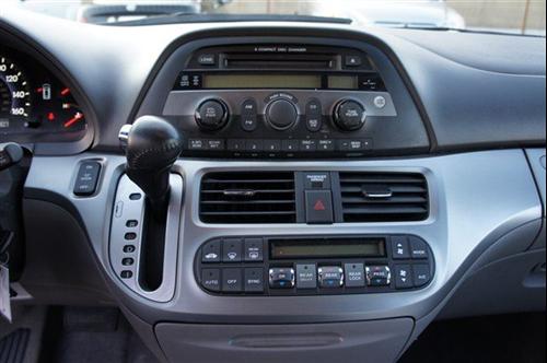 Honda Odyssey 2008 photo 2
