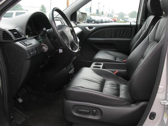 Honda Odyssey 2009 photo 4