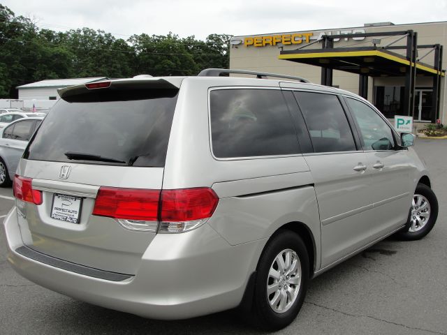 Honda Odyssey 2009 photo 3
