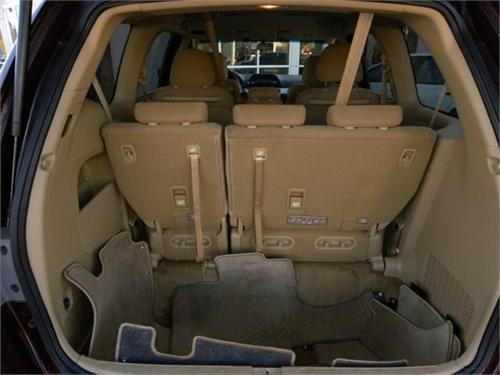 Honda Odyssey 2009 photo 2
