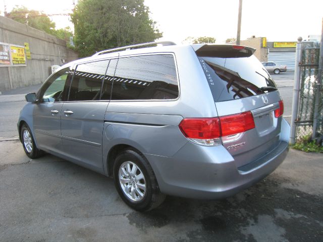 Honda Odyssey 2009 photo 2