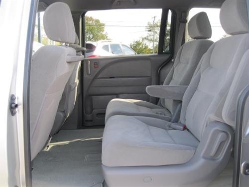 Honda Odyssey 2009 photo 2