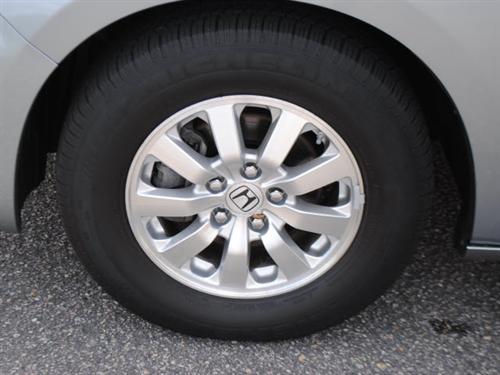 Honda Odyssey 2009 photo 4