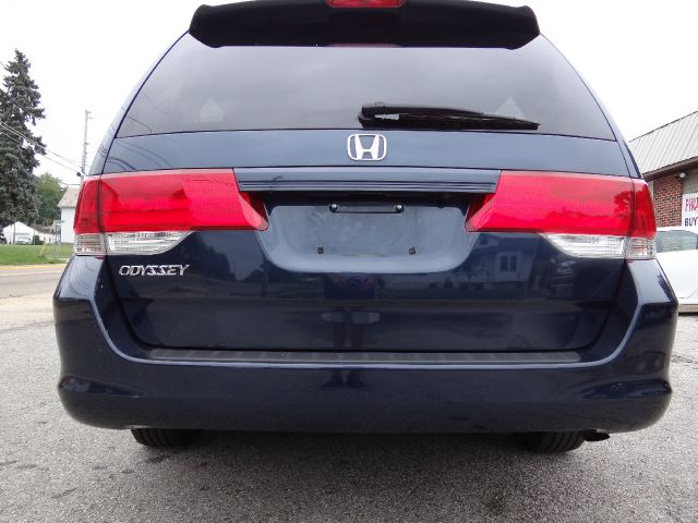 Honda Odyssey 2009 photo 2