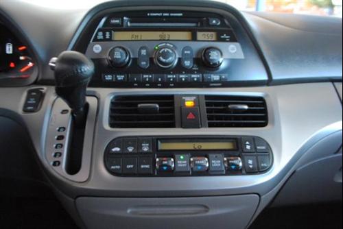 Honda Odyssey 2009 photo 4