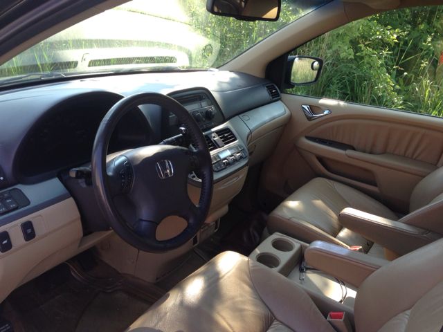 Honda Odyssey LS 2WD MiniVan