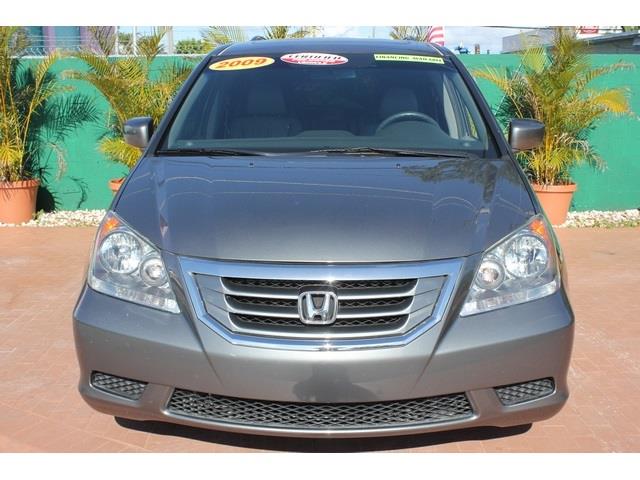 Honda Odyssey 2009 photo 2