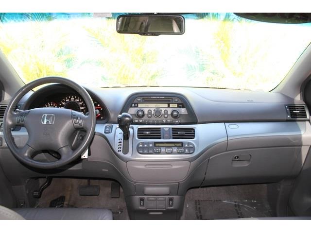 Honda Odyssey 2009 photo 4