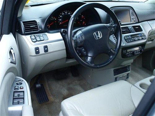 Honda Odyssey 2009 photo 2