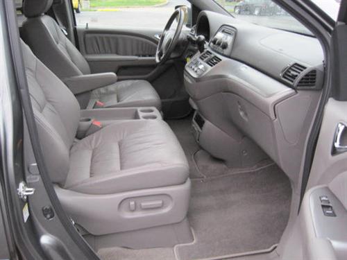Honda Odyssey 2009 photo 4