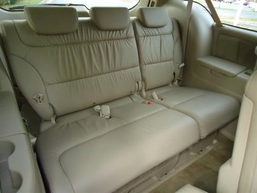 Honda Odyssey 2009 photo 2