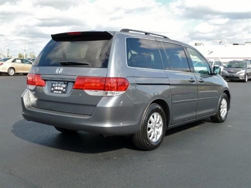 Honda Odyssey 2009 photo 2