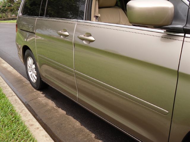 Honda Odyssey 2009 photo 2