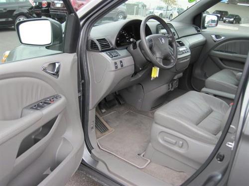 Honda Odyssey 2009 photo 4