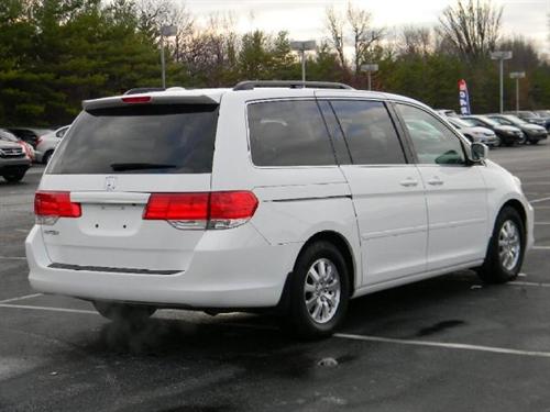 Honda Odyssey 2010 photo 3