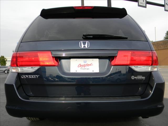 Honda Odyssey 2010 photo 1