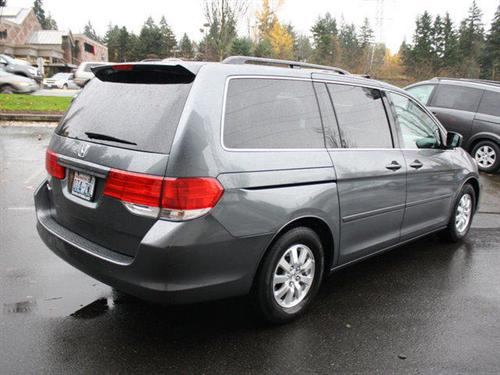 Honda Odyssey 2010 photo 2