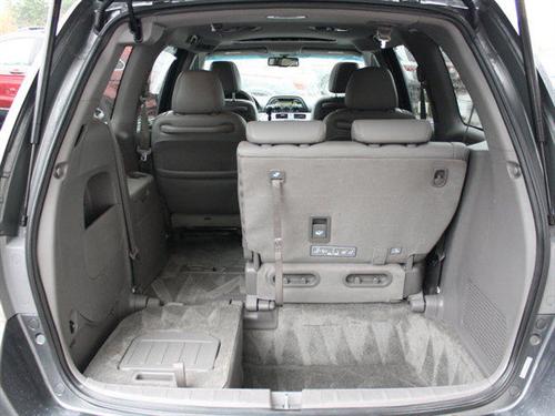 Honda Odyssey 2010 photo 4