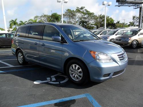 Honda Odyssey 2010 photo 2