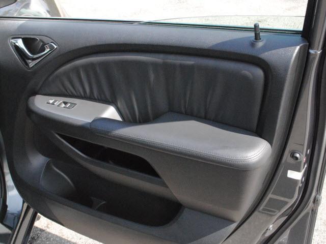 Honda Odyssey 2010 photo 3