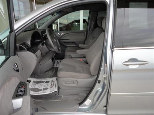 Honda Odyssey 2010 photo 5