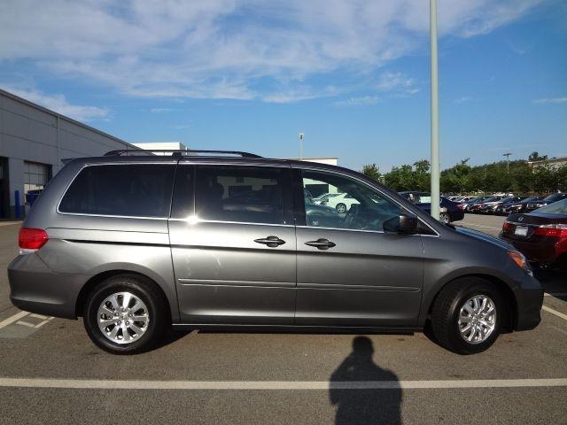 Honda Odyssey 2010 photo 4