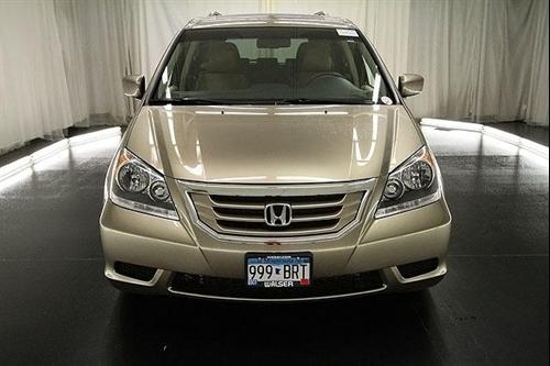 Honda Odyssey 2010 photo 1