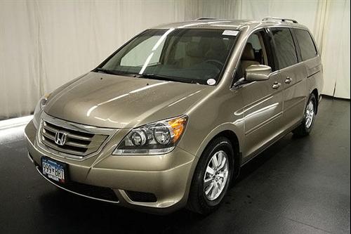 Honda Odyssey 2010 photo 2