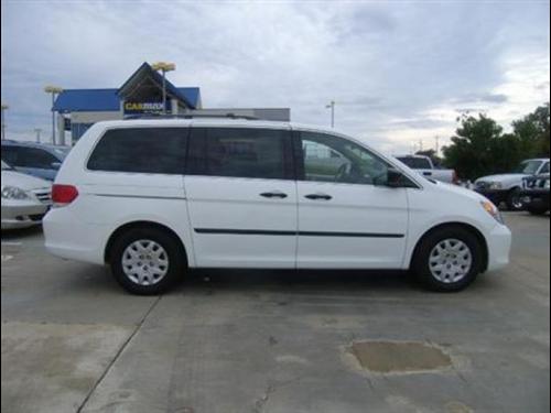 Honda Odyssey 2010 photo 3