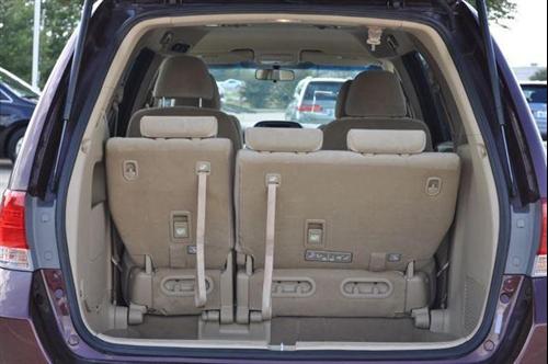 Honda Odyssey 2010 photo 3