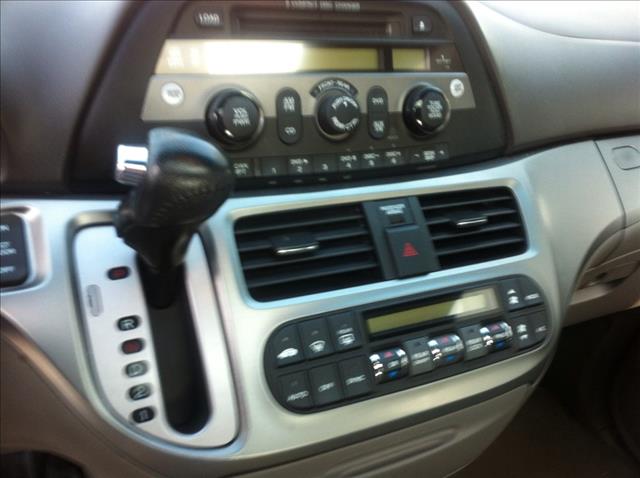 Honda Odyssey 2010 photo 3