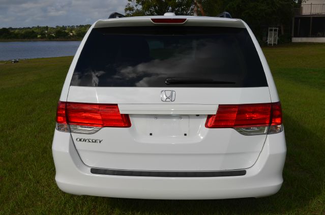 Honda Odyssey 2010 photo 1