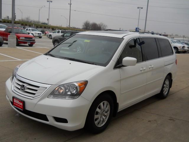 Honda Odyssey LS 2WD MiniVan