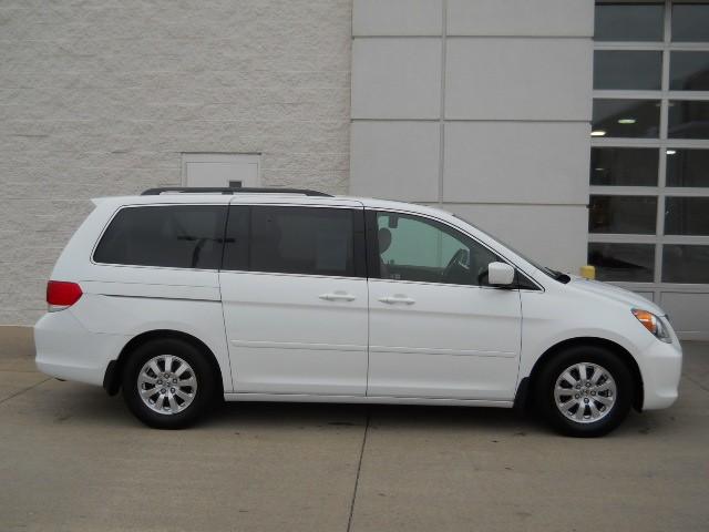 Honda Odyssey 2010 photo 3
