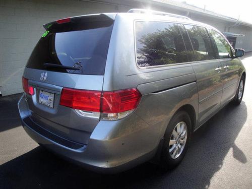 Honda Odyssey 2010 photo 1