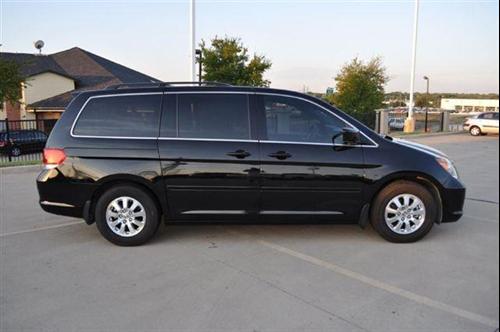 Honda Odyssey 2010 photo 2
