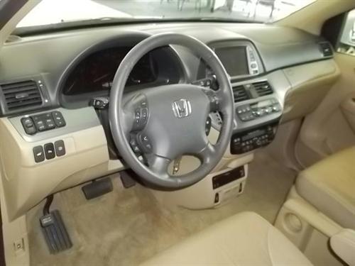 Honda Odyssey 2010 photo 2