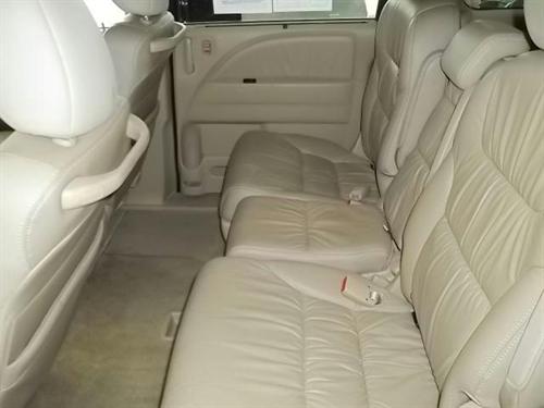 Honda Odyssey 2010 photo 3