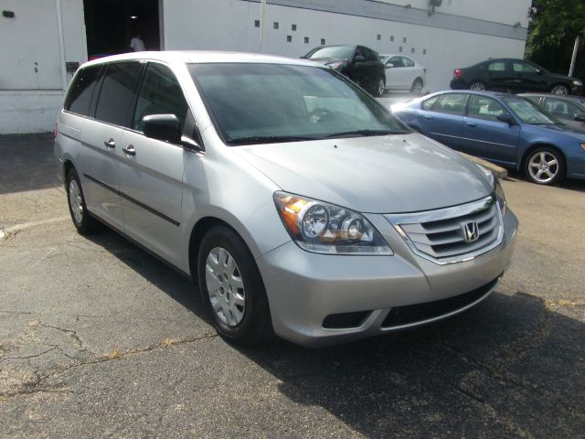 Honda Odyssey 2010 photo 2