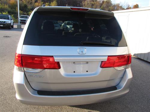 Honda Odyssey 2010 photo 2