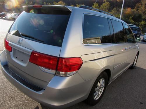 Honda Odyssey 2010 photo 3